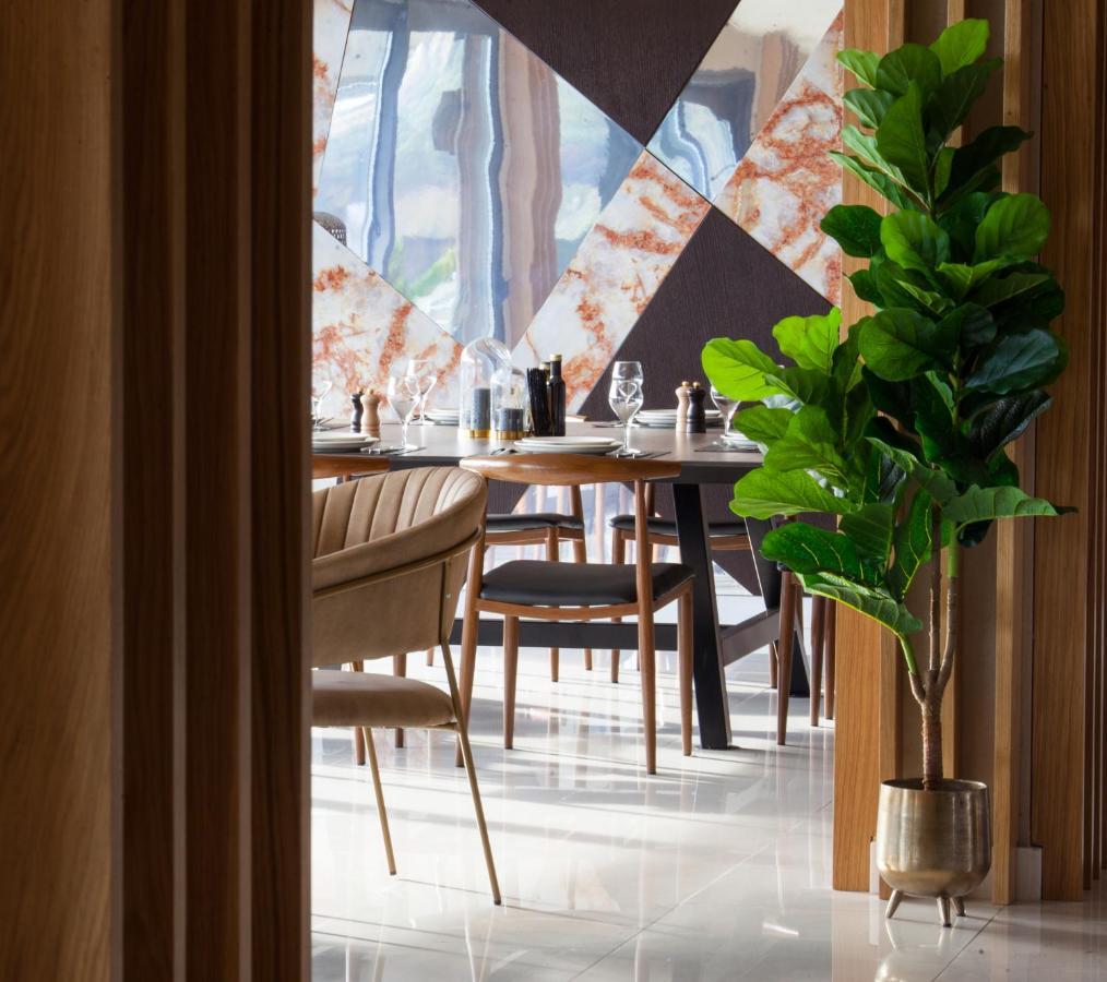 Hotel Sky Gevgelija Exteriér fotografie Restaurant interior