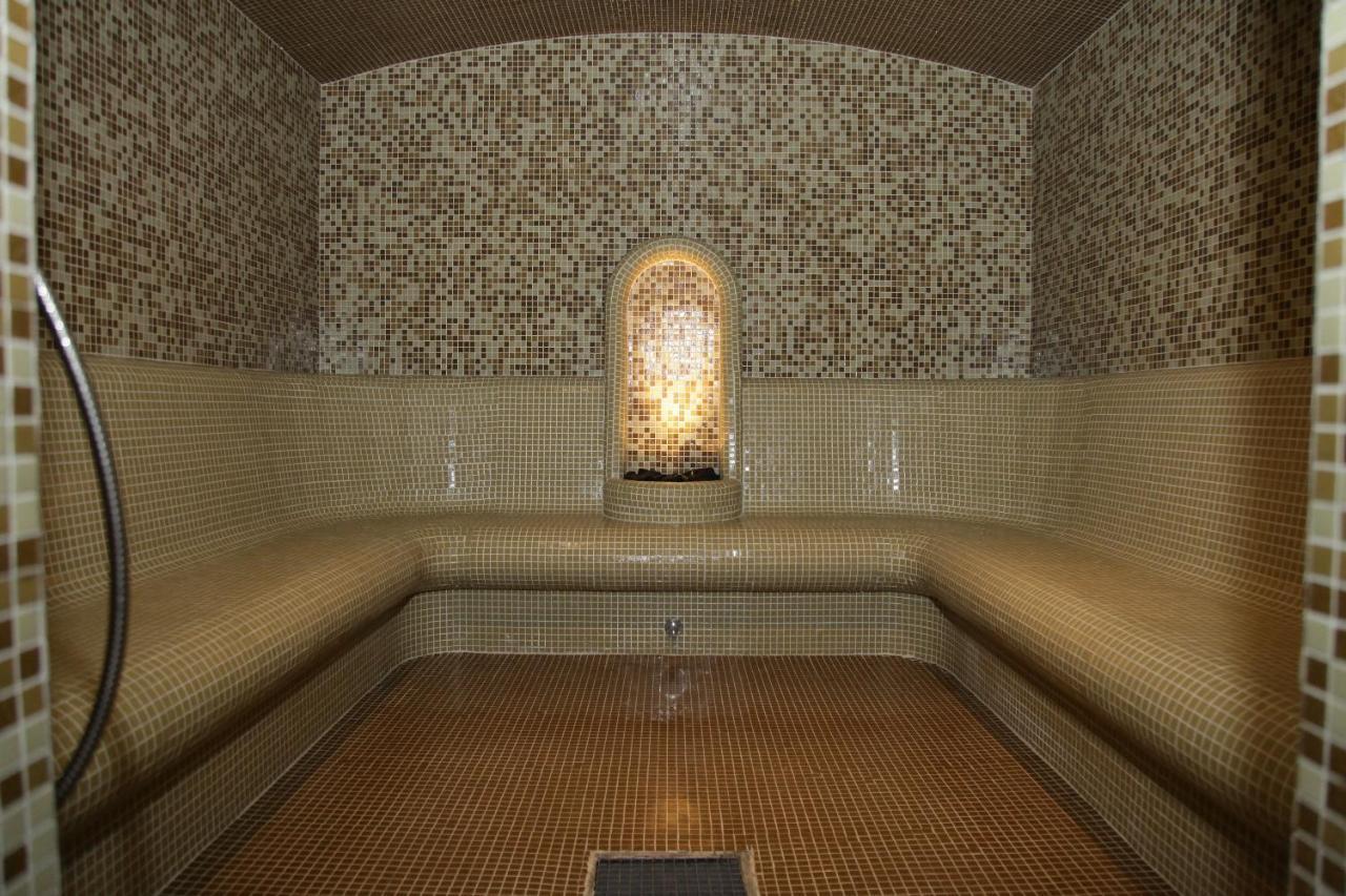 Hotel Sky Gevgelija Exteriér fotografie A Turkish bath